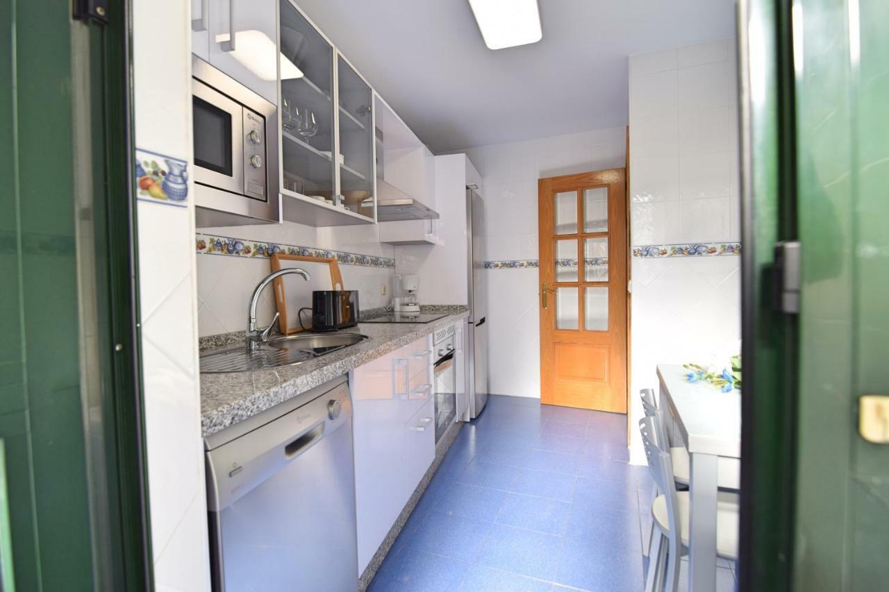 מאלגה Apt Puerto Malagueta Solo Familias מראה חיצוני תמונה